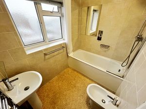 Photo 2- click for photo gallery